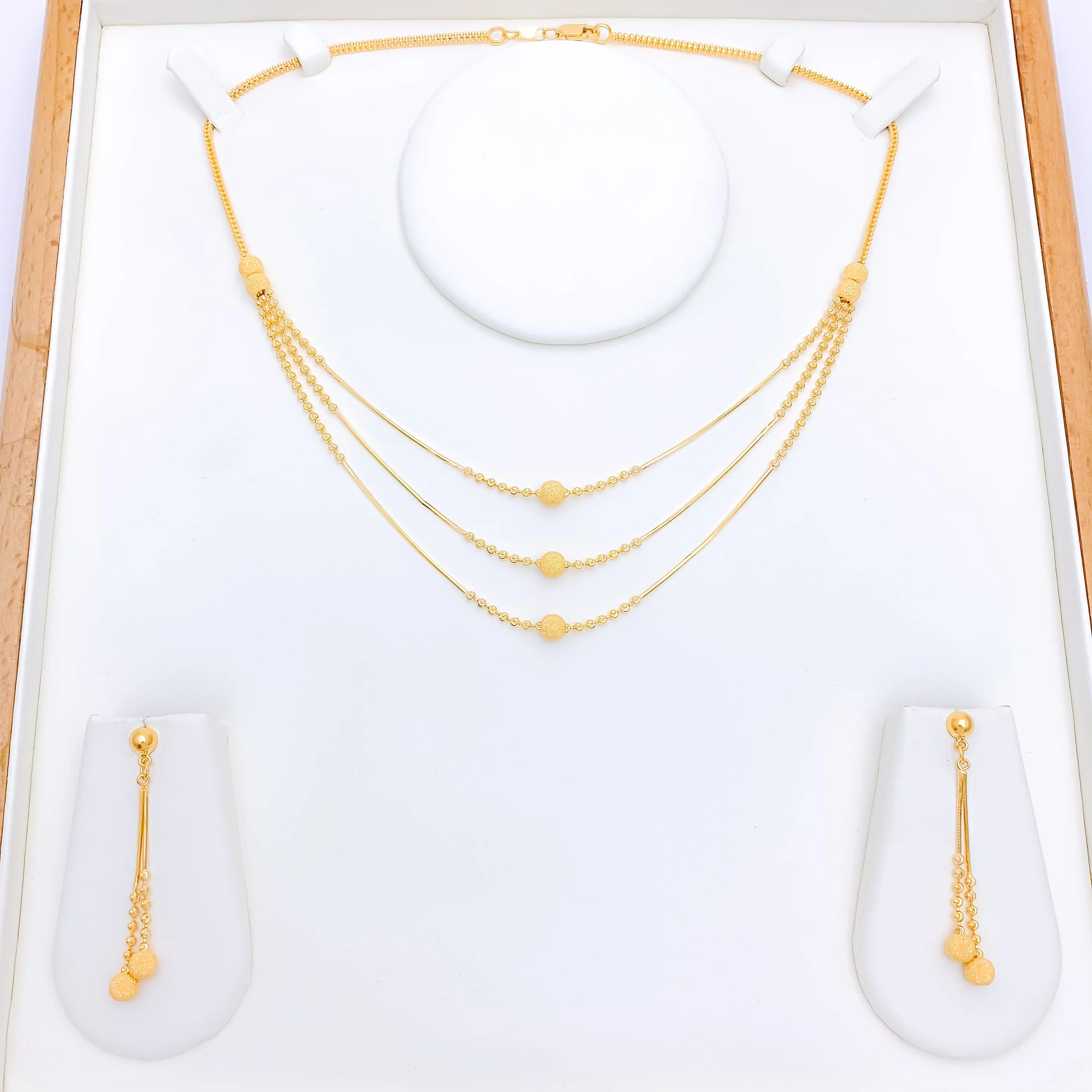 Beaded Three Lara Necklace Set