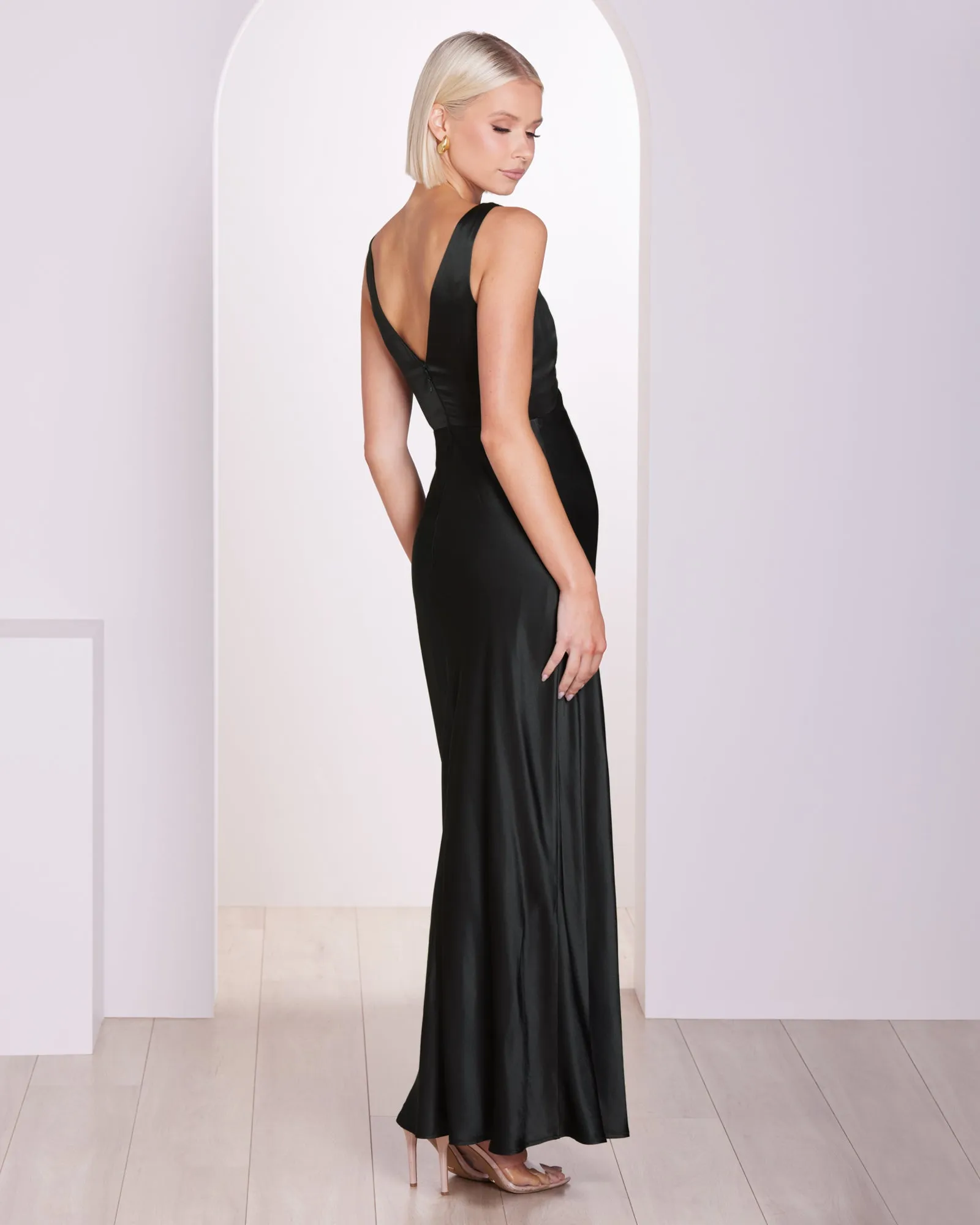 Jocelyn Twist Front Gown