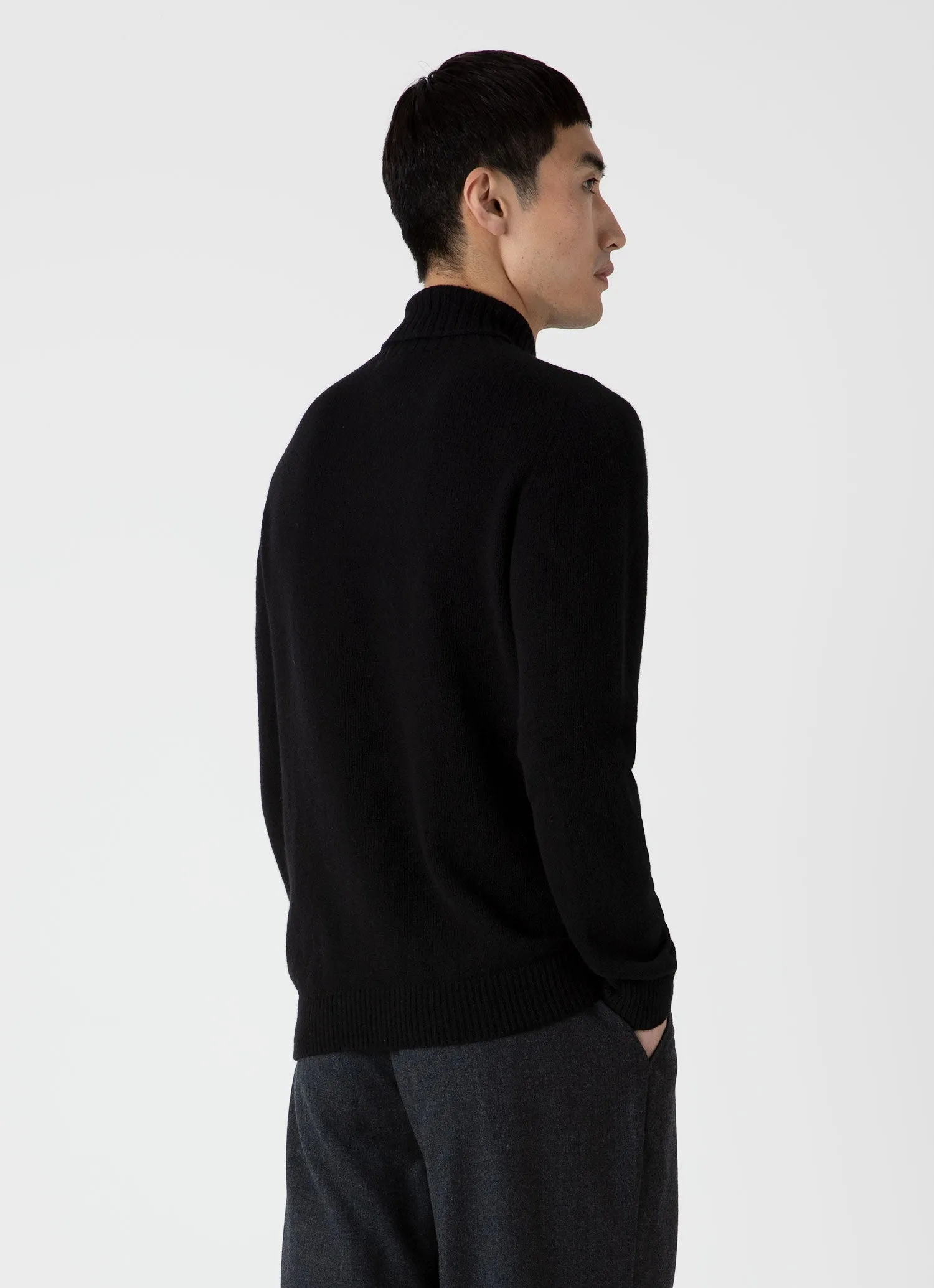 Men's Lambswool Roll Neck in Black