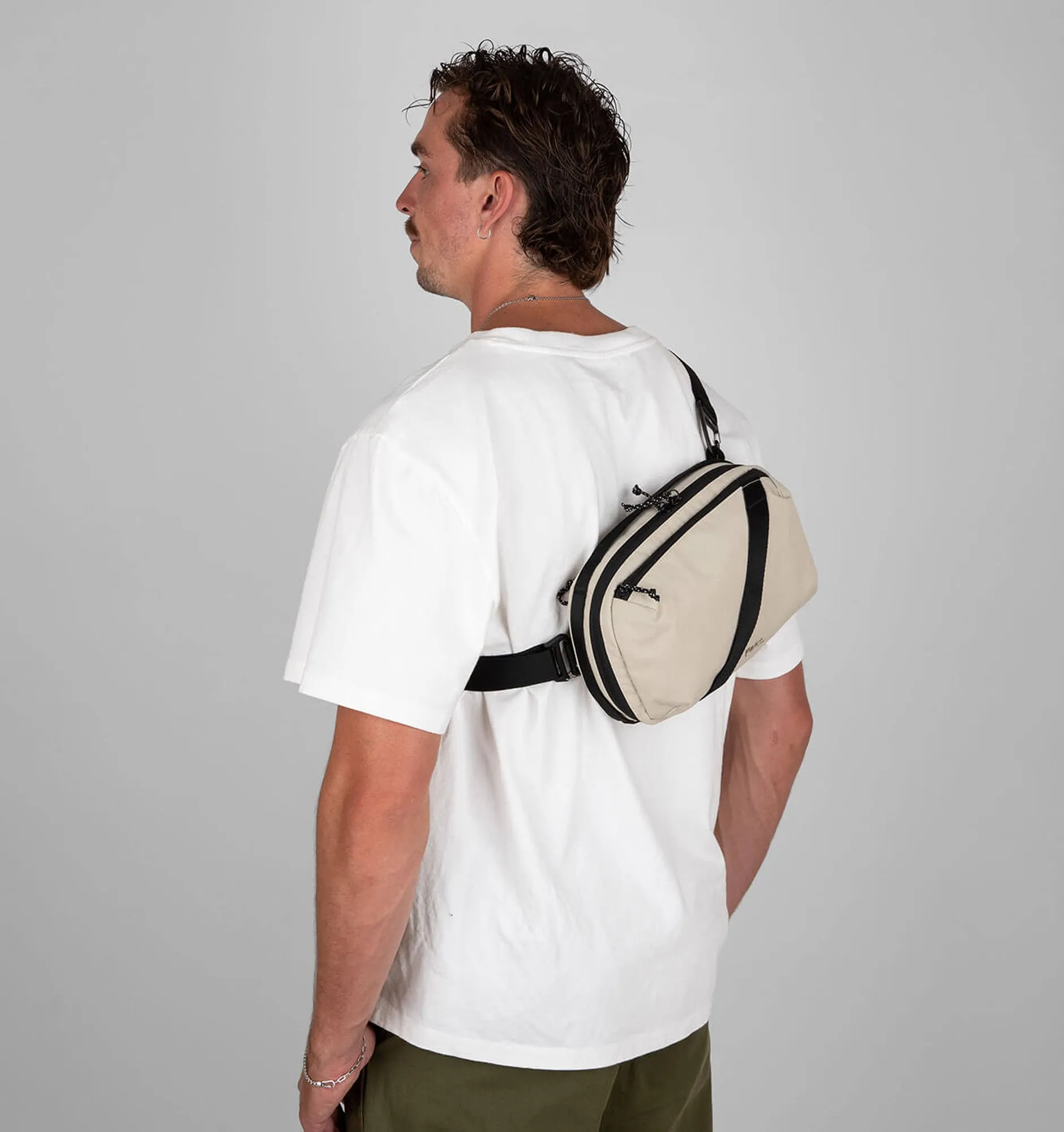 Optimized Everyday Sling Bag 5L - Versatile, Lightweight, and Stylish Storage Solution