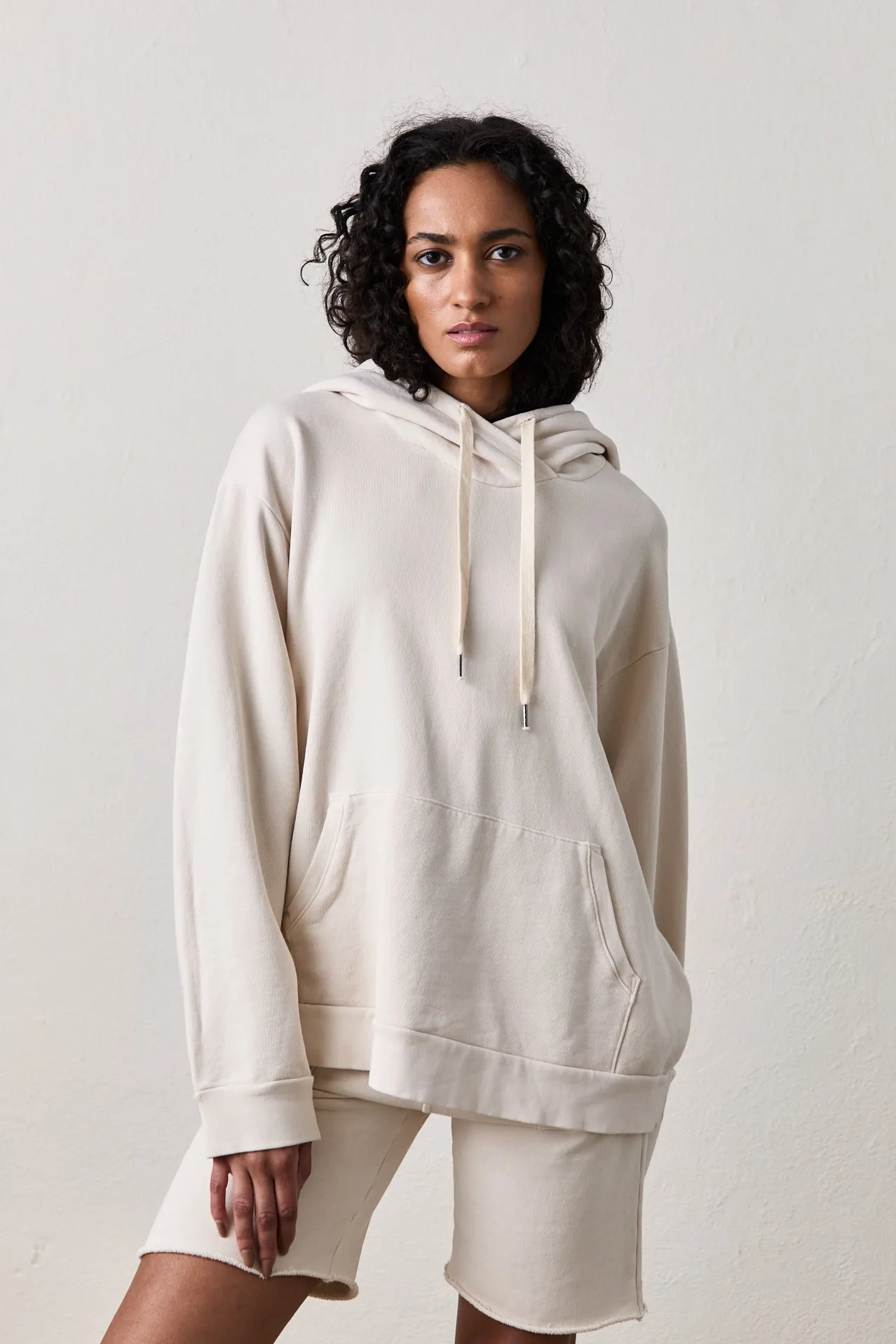 SIENNA OVERSIZED HOODY / PARCHMENT