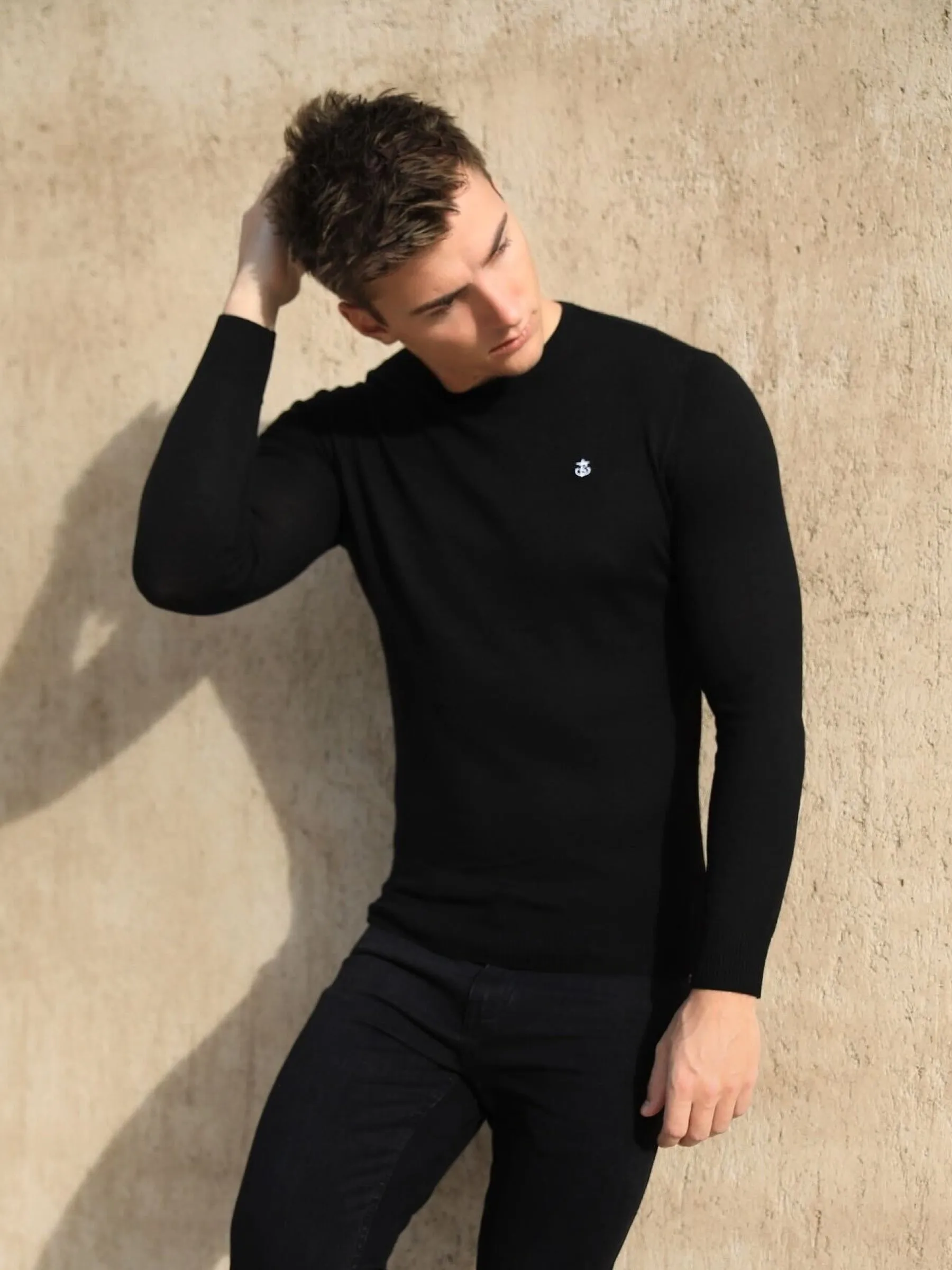 Sudbury Knitted Jumper - Black