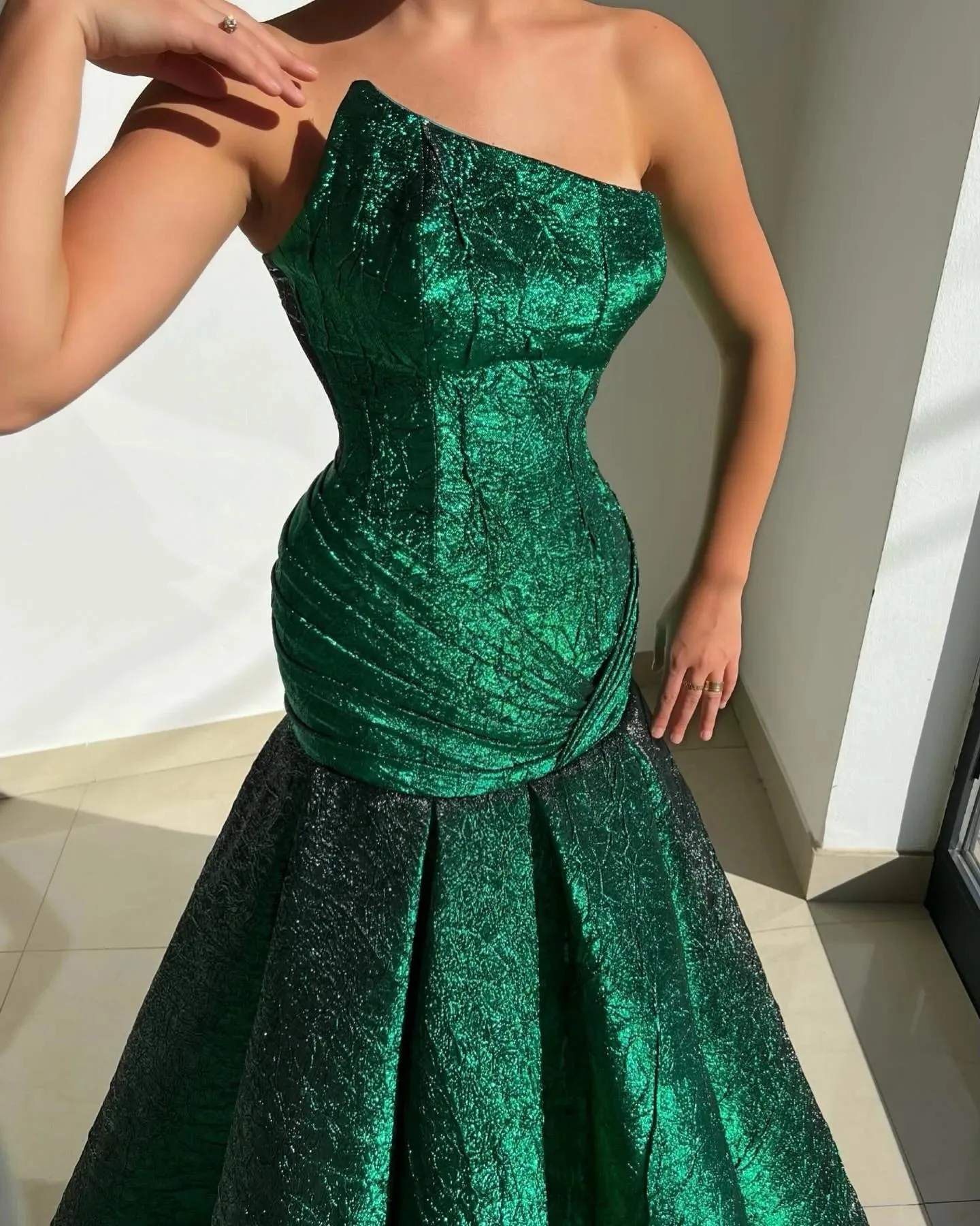 TAVIMART  -  Stunning Green Mermaid Prom Dresses Strapless Women Trumpet Evening Gowns Ruffles Pleated Ball Gown Bridal Wedding Dress W