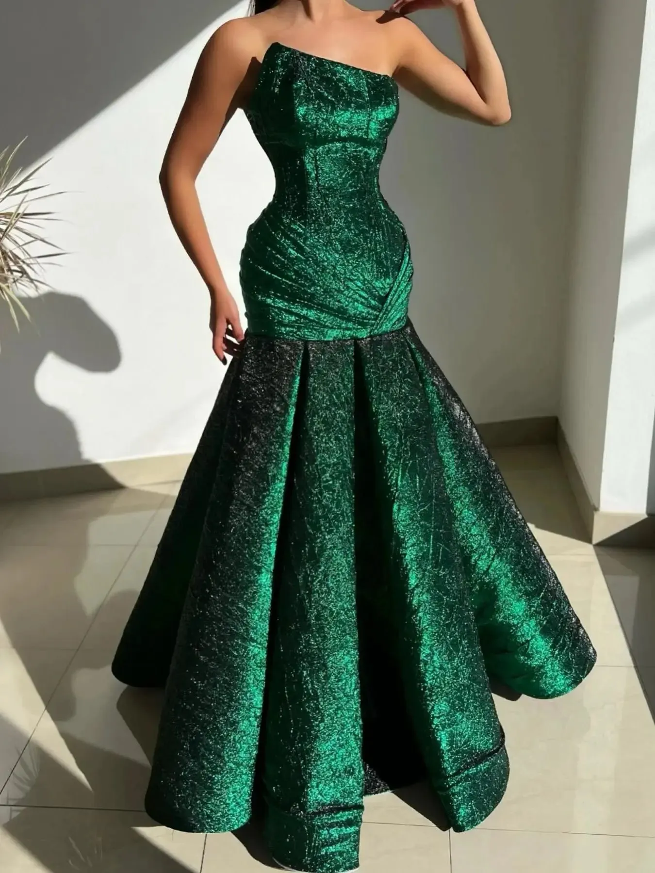 TAVIMART  -  Stunning Green Mermaid Prom Dresses Strapless Women Trumpet Evening Gowns Ruffles Pleated Ball Gown Bridal Wedding Dress W