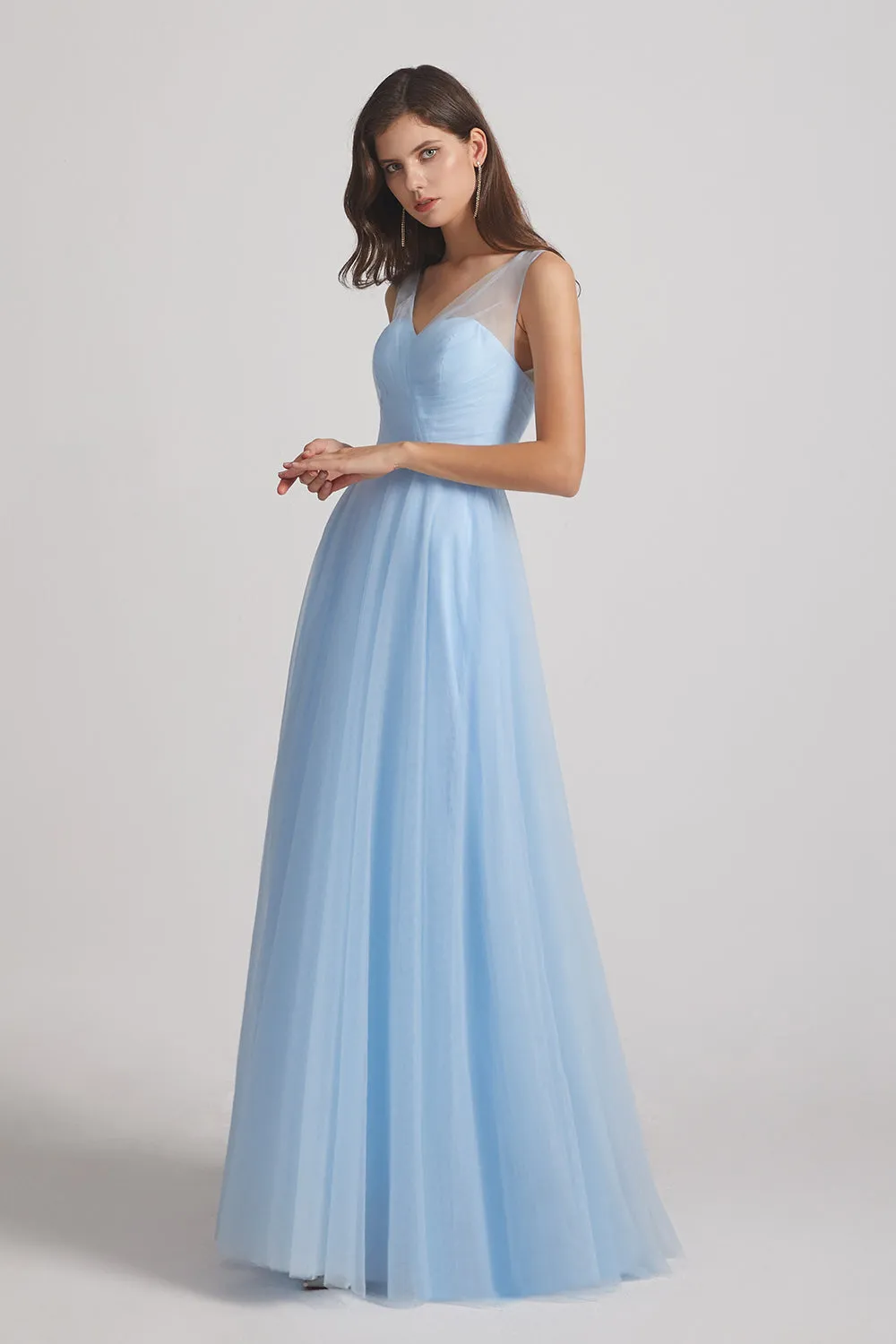 V-Neck Sleeveless Sheer Back Long Tulle Light Blue Bridesmaid Dresses (AF0105)